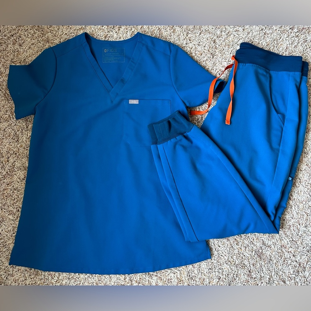 Figs Alps Blue Caterina Zamora set S and M/P